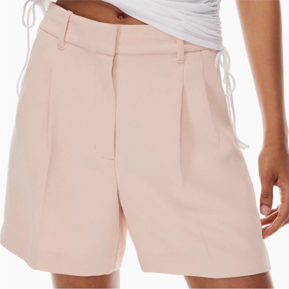 Wilfred Effortless 5” Short in Coral Blush